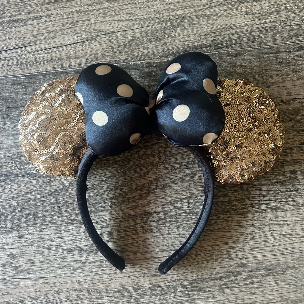 Black and Gold Disney Parks Minnie Ears